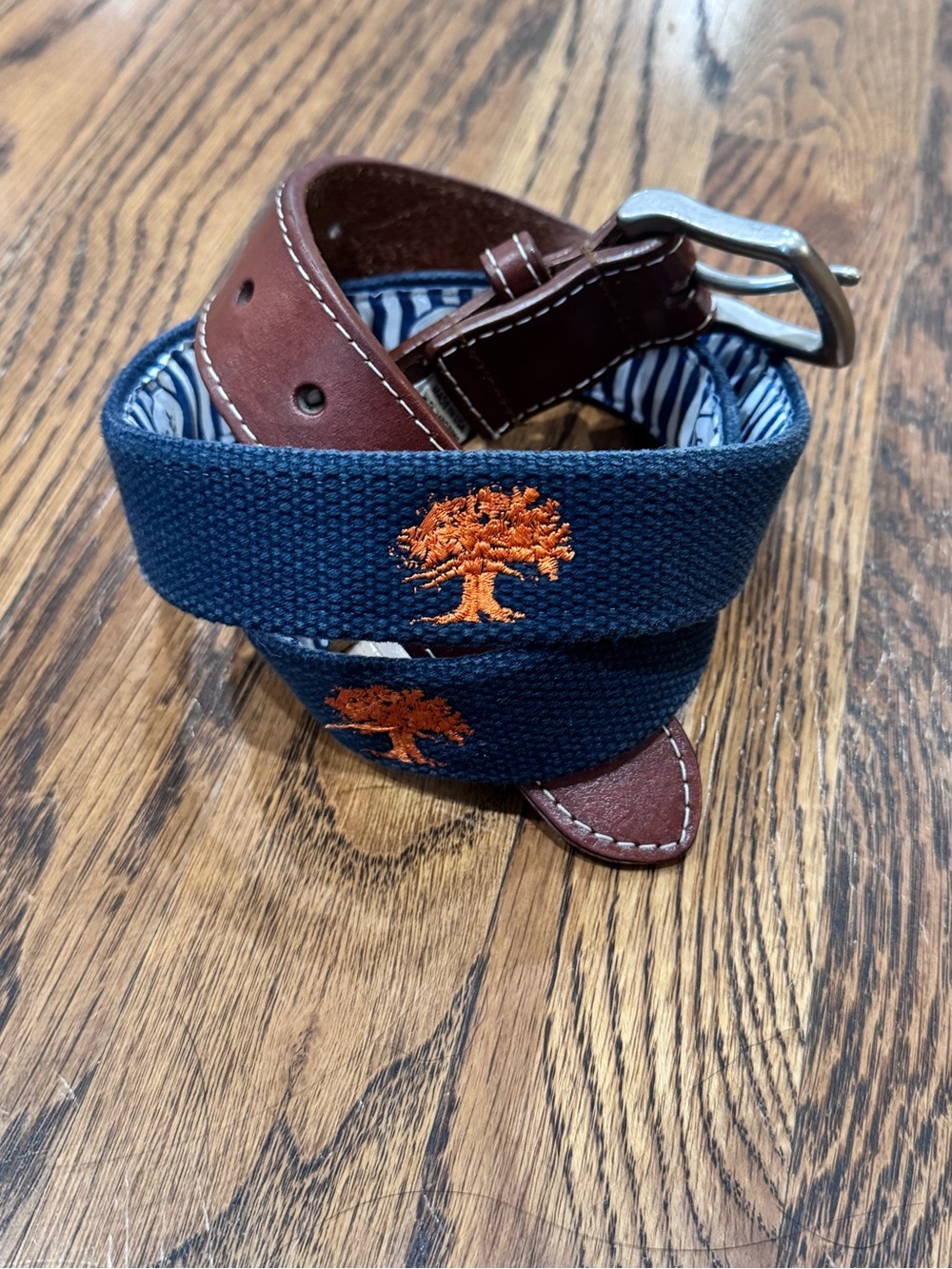 Peter Millar Kiawah Island Ocean Course belt in size 32